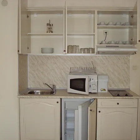 Апартамент Flores Park