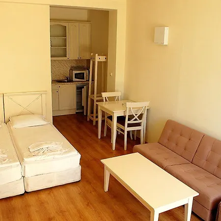 Flores Park Слънчев бряг